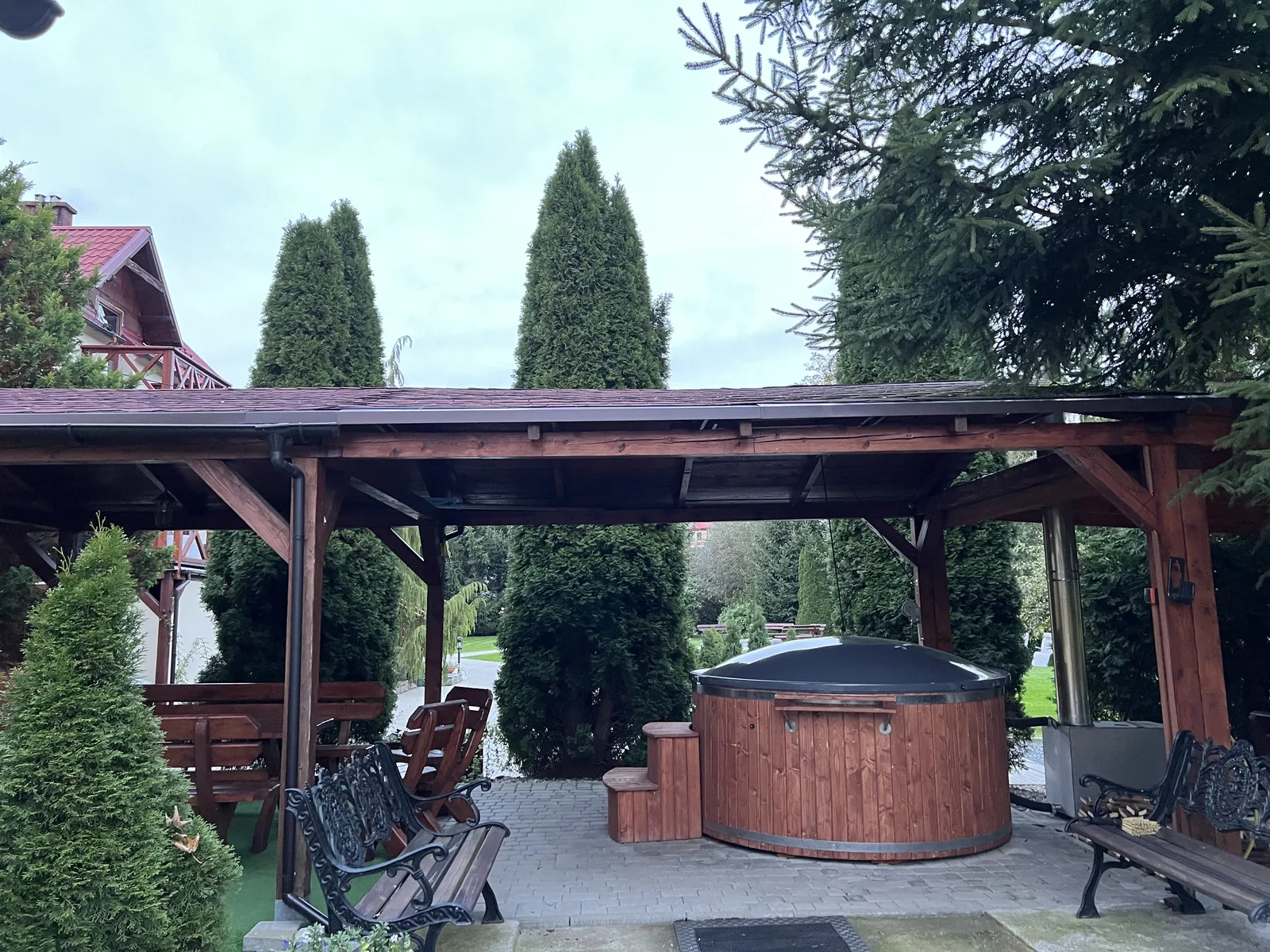 Badefass im Garten
