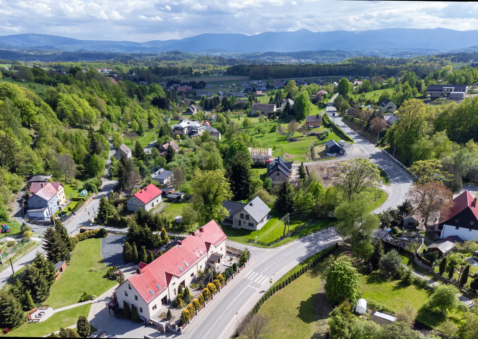 MAGO in Dziwiszów — Haus und Umgebung